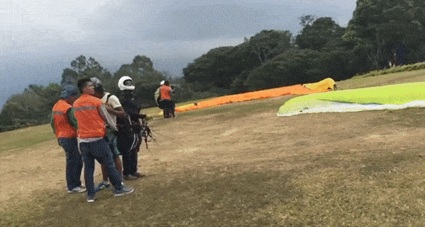 Le cortan el vuelo a parapentistas en Santander por una obra que terminó en manos de corruptos