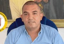 EL PEÑÓN (BOLÍVAR): La gestión REGULAR-DEFICIENTE (4.5/10) de Luis Alberto Centeno Olivares bajo la lupa forenseDependencia fiscal del 77.5%, $5.000 millones en nueva deuda, renta pignorada sobre el SGP y comunidades que siguen sin agua potable: radiografía de dos años de una administración que gasta más en sí misma que en transformar la vida de los peñoneros.