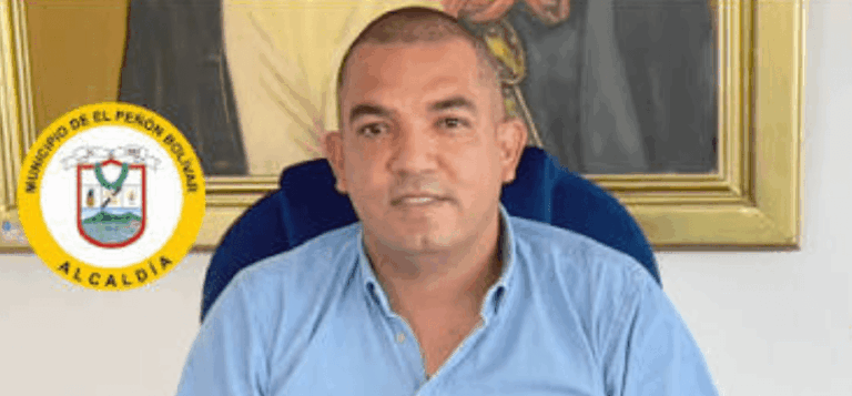 EL PEÑÓN (BOLÍVAR): La gestión REGULAR-DEFICIENTE (4.5/10) de Luis Alberto Centeno Olivares bajo la lupa forenseDependencia fiscal del 77.5%, $5.000 millones en nueva deuda, renta pignorada sobre el SGP y comunidades que siguen sin agua potable: radiografía de dos años de una administración que gasta más en sí misma que en transformar la vida de los peñoneros.