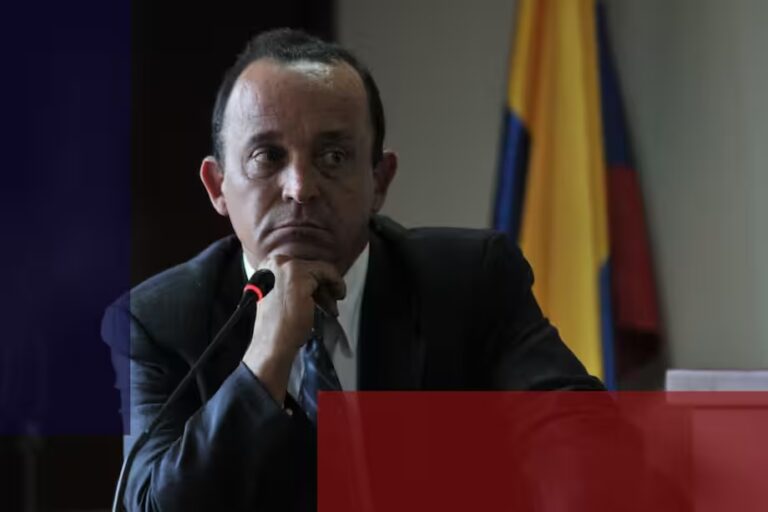 ¿Adivina por quién iba a votar Santiago Uribe?