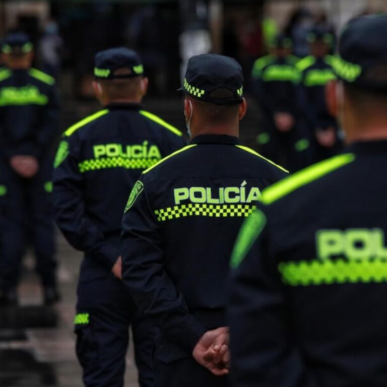 Corrupción en la Policía colombiana: la institución expulsa un corrupto por día y lo llama depuración